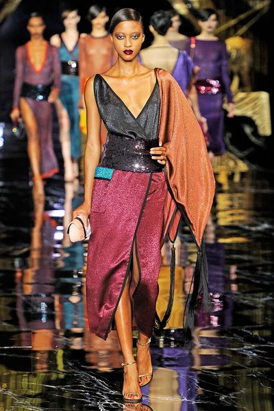 Look 17